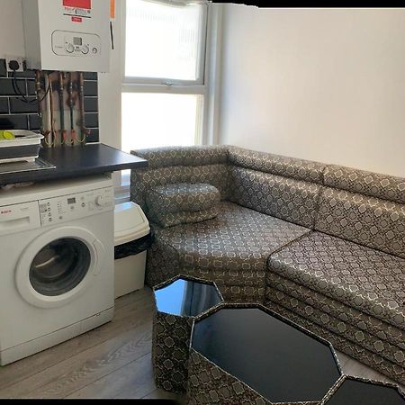 Beautiful Hoe Street First Floor One Bedroom Apartment B Walthamstow London Ngoại thất bức ảnh