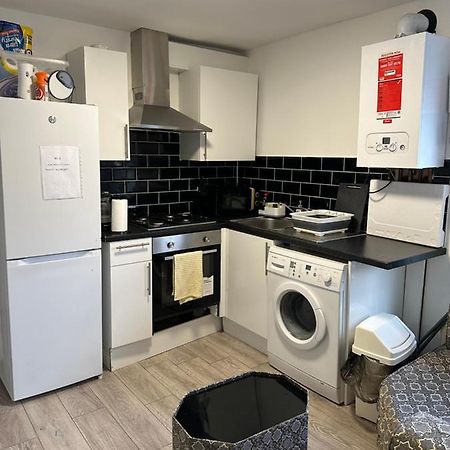 Beautiful Hoe Street First Floor One Bedroom Apartment B Walthamstow London Ngoại thất bức ảnh