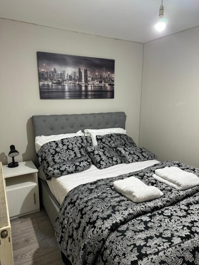Beautiful Hoe Street First Floor One Bedroom Apartment B Walthamstow London Ngoại thất bức ảnh